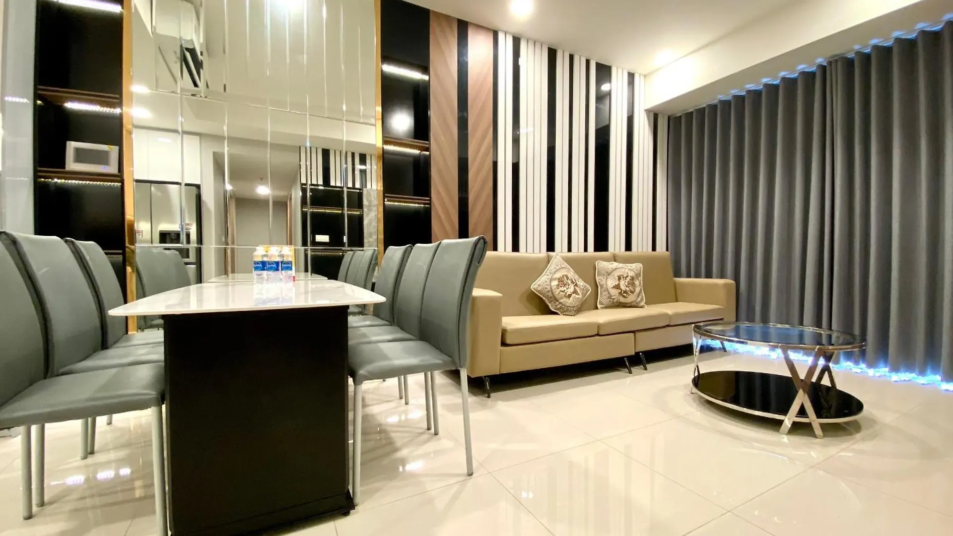 Soho Apt - Luxury Stay, Next To Benthanh Market Ho Chi Minh City Vietnam