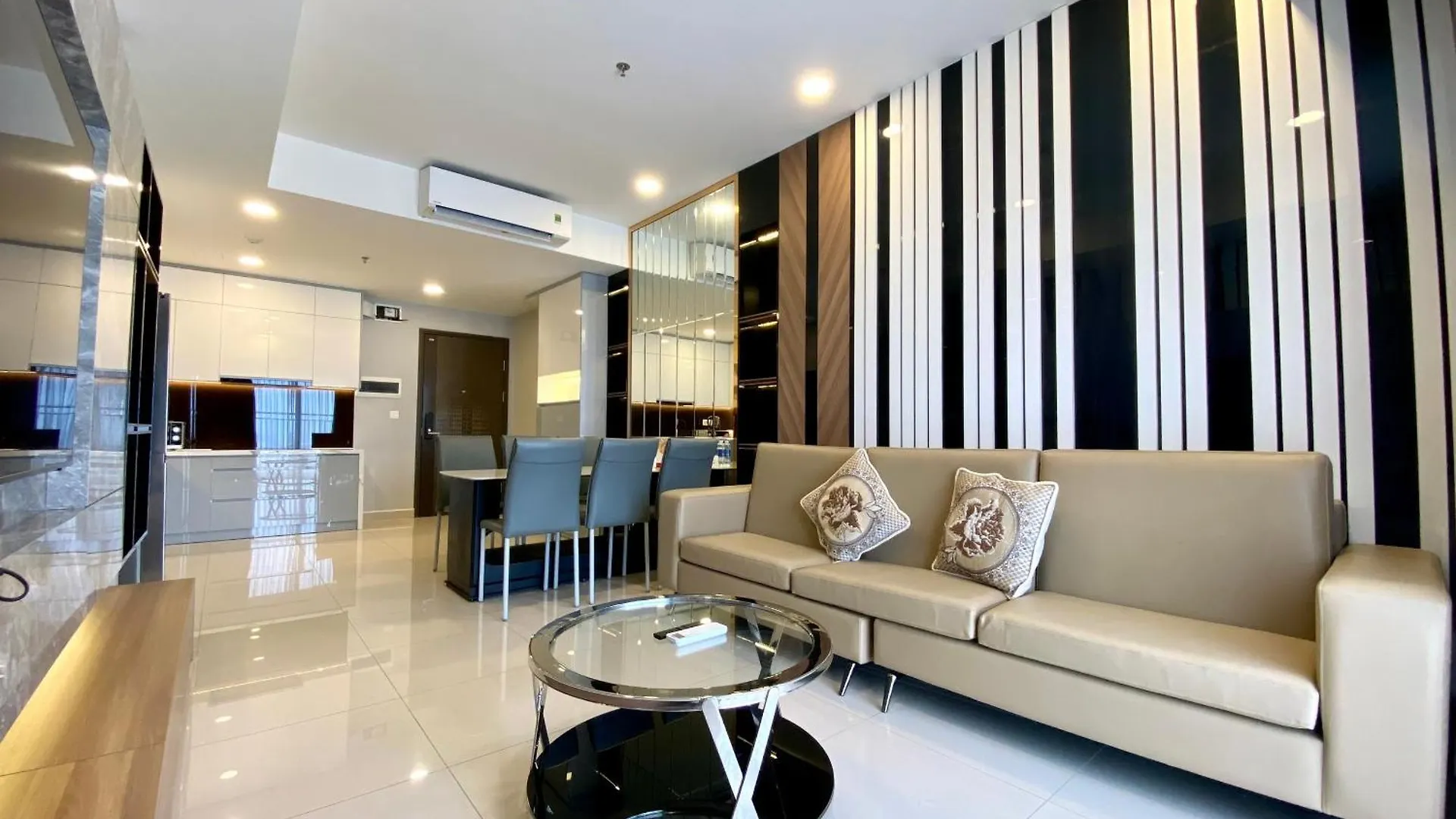 Soho Apt - Luxury Stay, Next To Benthanh Market Ho Chi Minh City 0*,  Vietnam