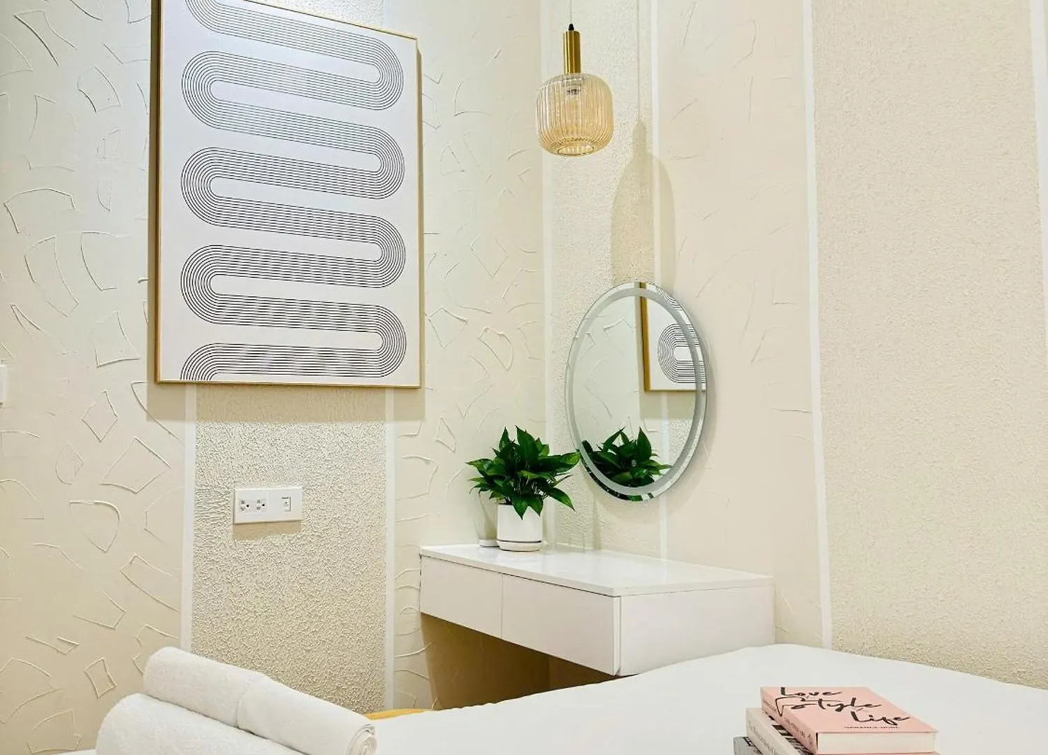 Apartment Soho Apt - Luxury Stay, Next To Benthanh Market Ho Chi Minh City Vietnam