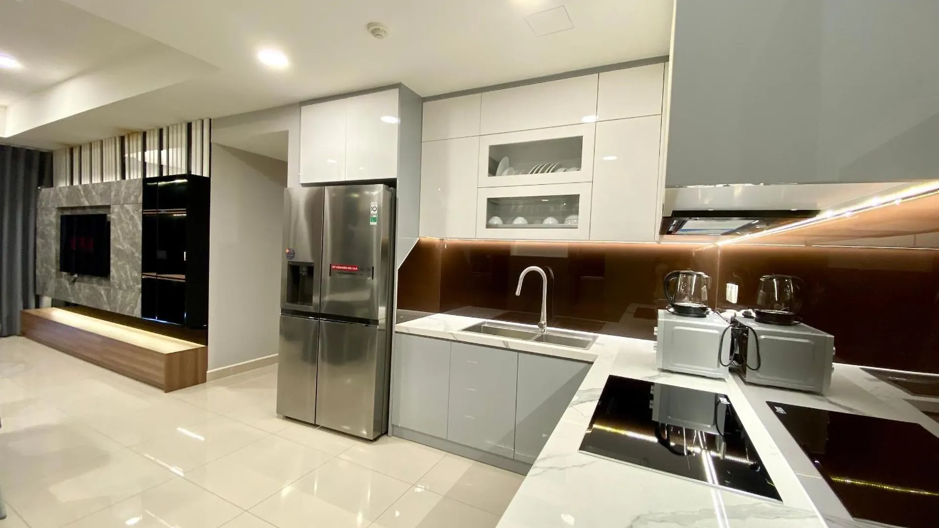 Soho Apt - Luxury Stay, Next To Benthanh Market Ho Chi Minh-stad 0*,  Vietnam
